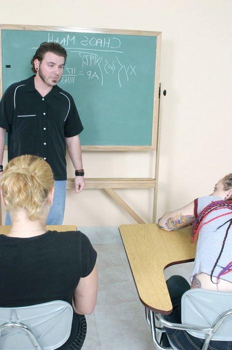 15P Teen with tattoo gets spanked