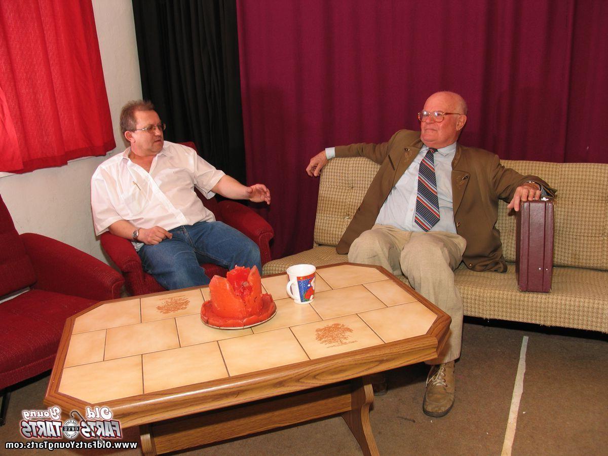 14P Crazy grandpa enjoys some thick and wet teenie girl pussy