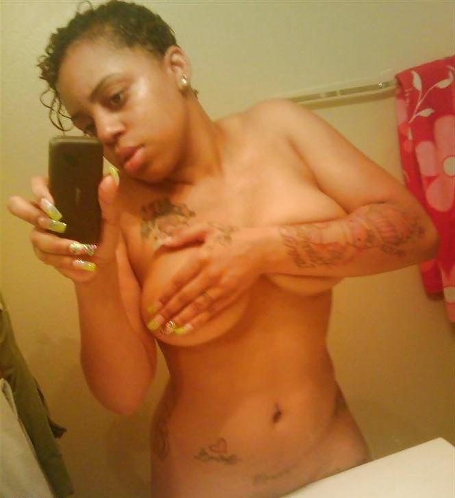 10P Lightskin Ebony Tatted Chick