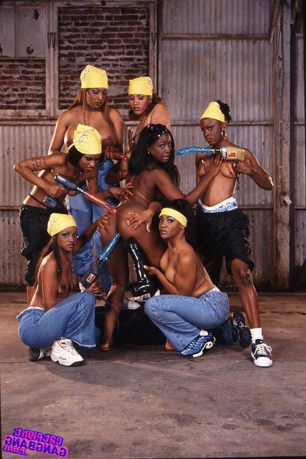 15P Ebony babe Cinnabunz gets fucked by a vicious lesbian gang