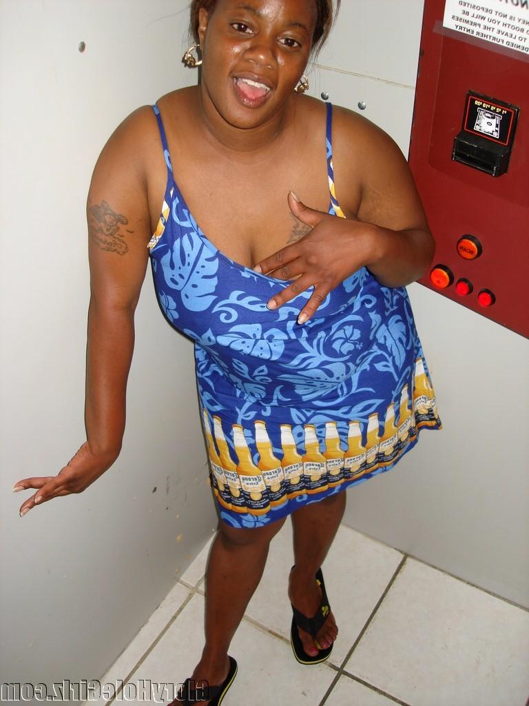 20P Fat ebony slut sucking off total strangers cocks at gloryhole