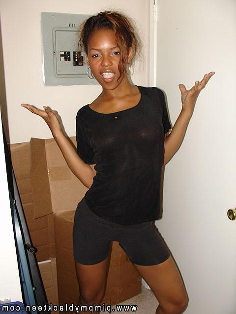 17P Ebony teen cutie fucks for bling