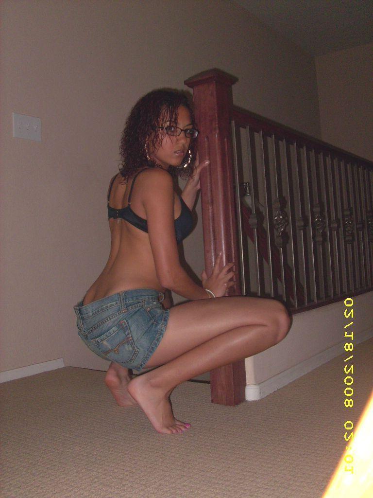 15P These ebony teen girlfriends posing and naked