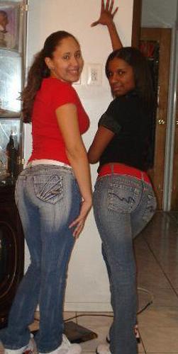 15P These ebony teen girlfriends posing and naked