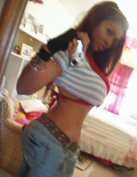 15P These ebony teen girlfriends posing and naked