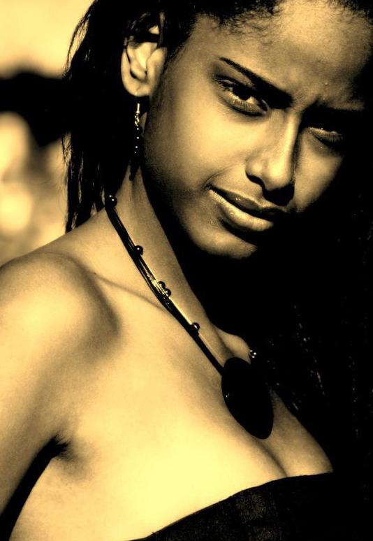 15P These ebony teen girlfriends posing and naked