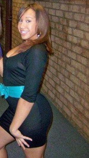 15P Ebony teen gfs posing for cell phone pics
