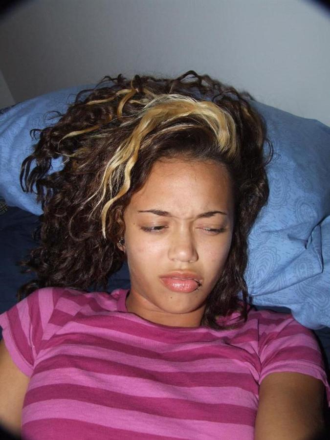 15P Ebony teen gfs posing for cell phone pics