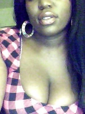 15P Ebony teen gfs posing for cell phone pics