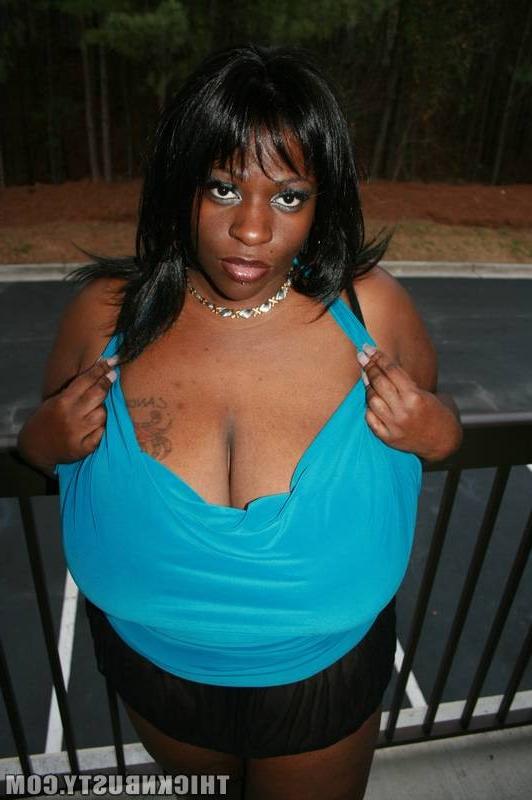 16P Ebony BBW Shows off Boobs That are Bigger Than Your Head