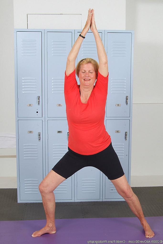 16P A little yoga in the nude keeps 55 year old Josie smoking hot