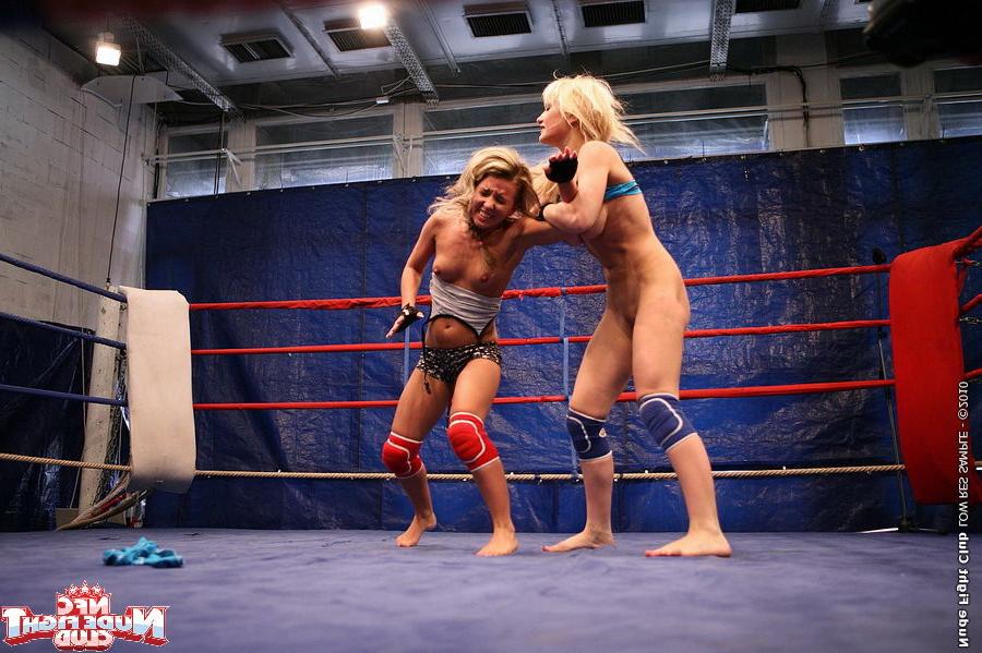 16P Bianca Arden blonde dominant in lesbian catfight