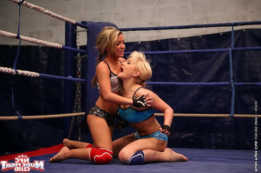 16P Bianca Arden blonde dominant in lesbian catfight
