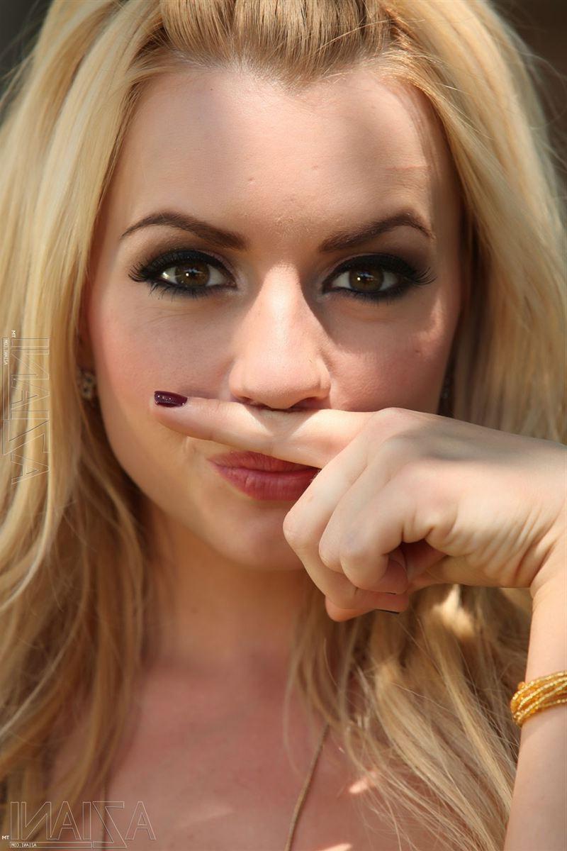 16P Lexi Belle looks cute in yellow panties out in the garden