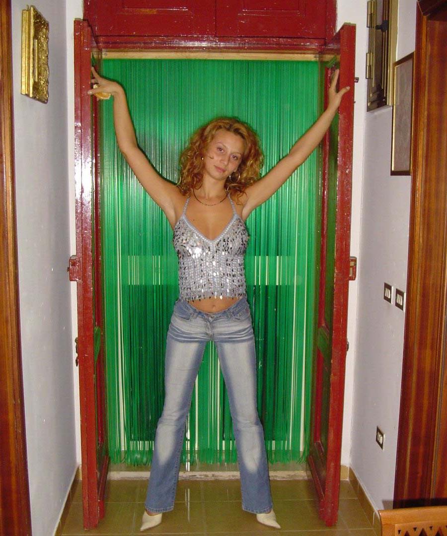 16P Sexy Girlfriend With a Killer Body 