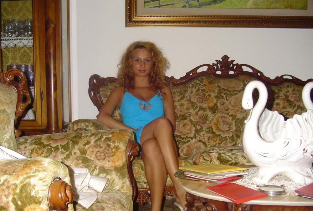 16P Sexy Girlfriend With a Killer Body 