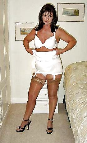 18P The Best of Naked Wife Abby