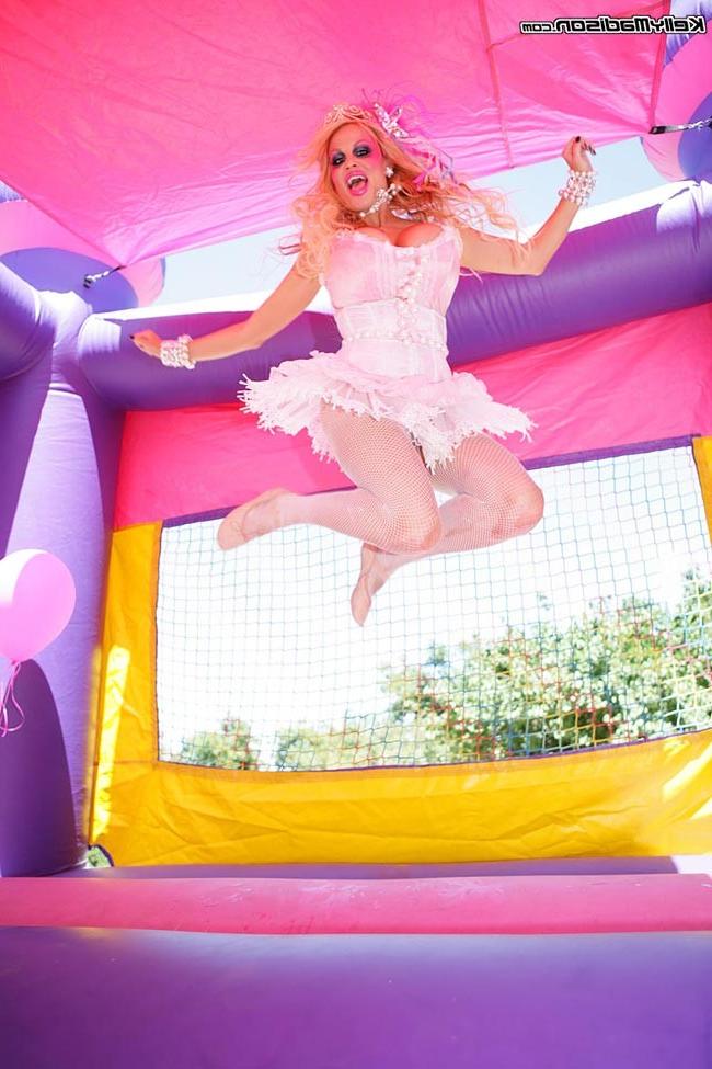 15P Kelly Madison is crazy princess