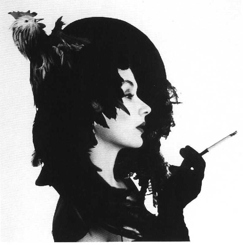 25P Beautiful Women Smoking B&W 008