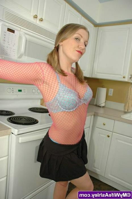 16P My Wife Ashley In Fishnet Blouse