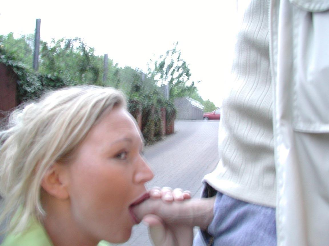 12P Blonde amateur wife naked outdoor