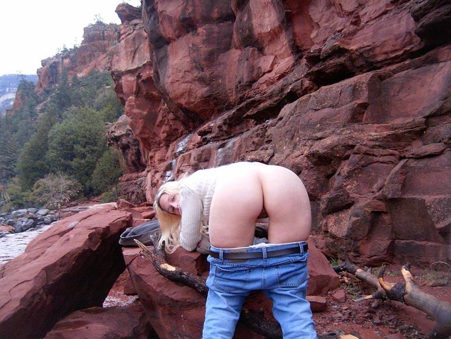 20P Blonde amateur wife exhib on holidays