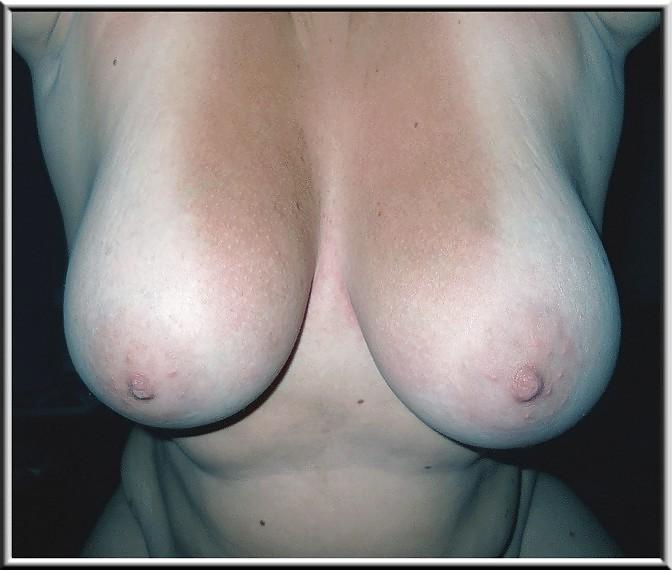 25P Awes0me BOOBS