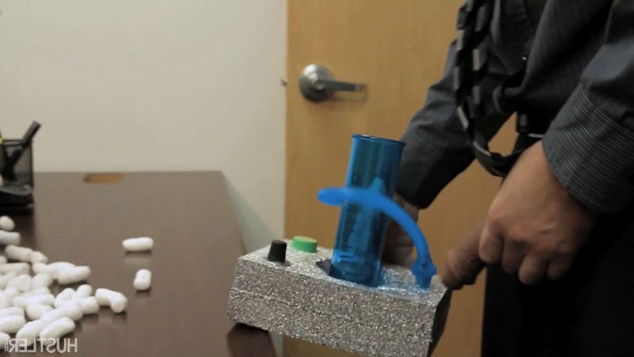 16P Capri Cavalli using an office gloryhole
