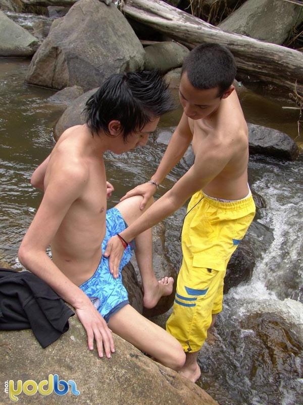 15P Gay Sex At The Rapids