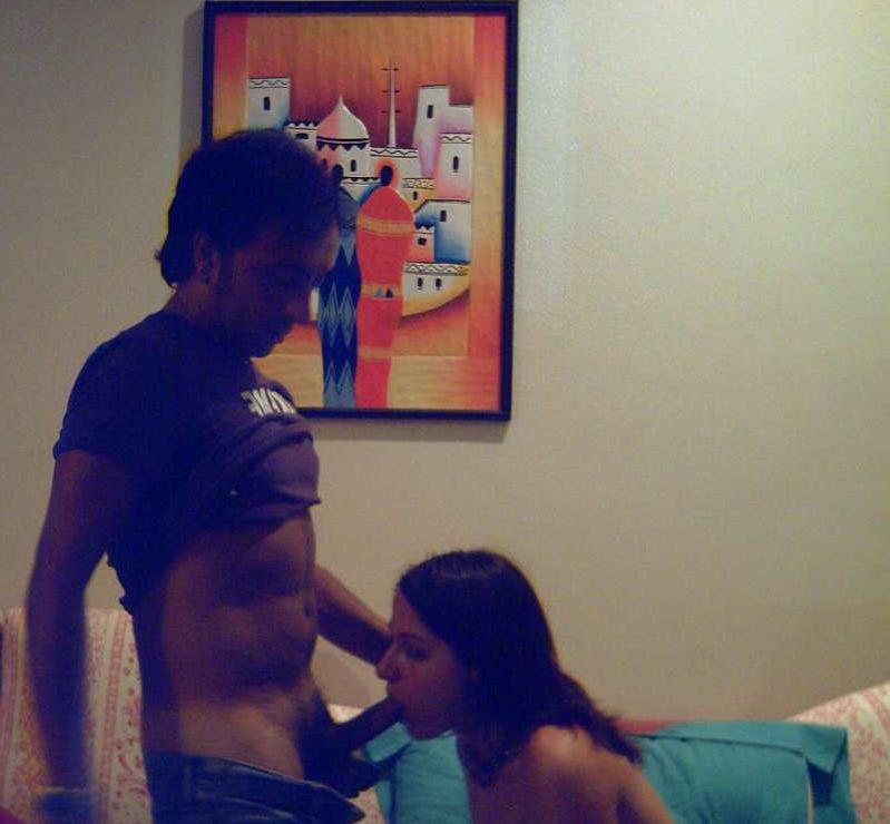 16P Photos of a horny chick sucking a huge cock