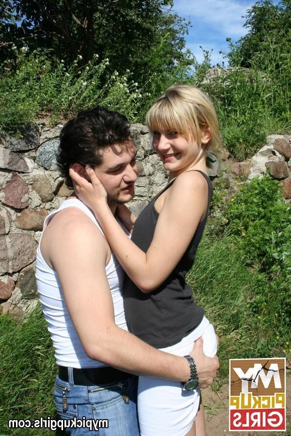 20P Crazy guy picked up a girl and fucked her near the ruins