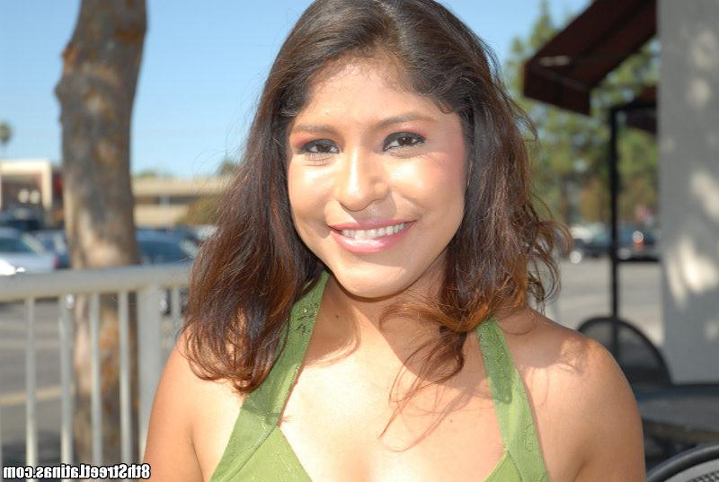 15P Sexy latina babe catches her first american facial here in these pics