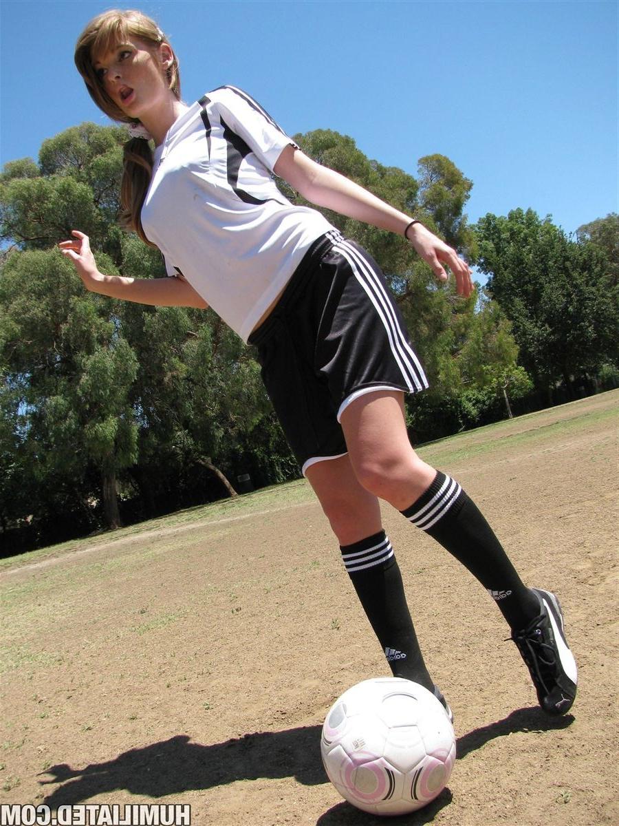18P Faye Reagan 18 year old soccer chick gets dominated