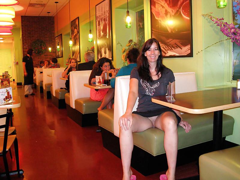 10P MILF Selena Public 1