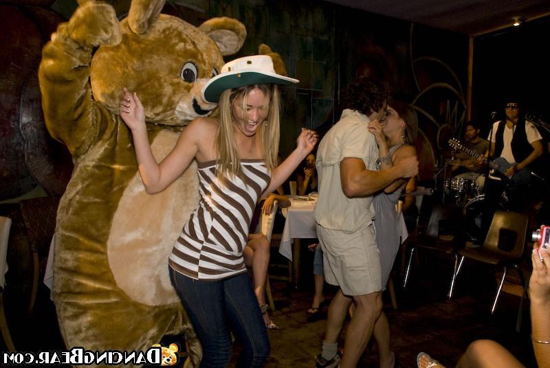 16P Girls going crazy for stripper cock