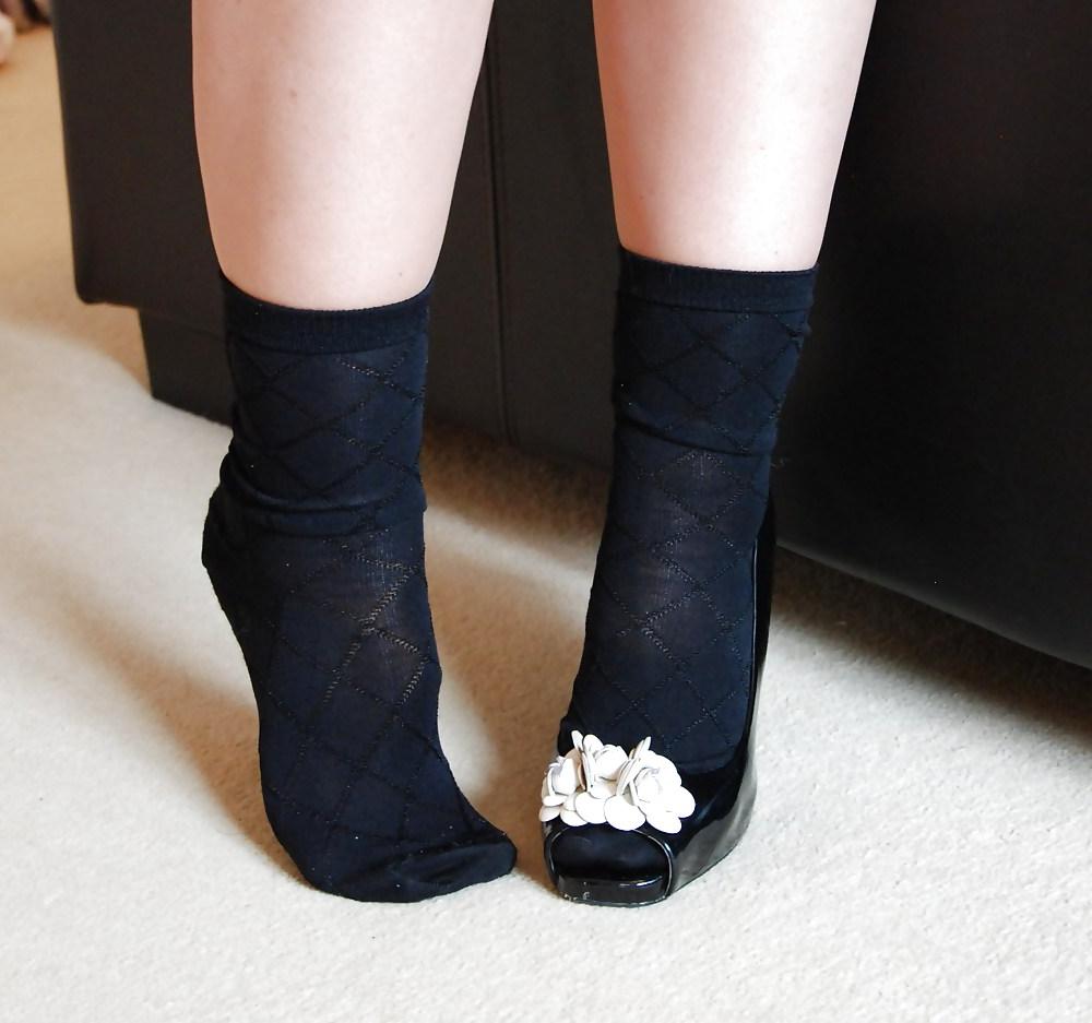 14P Dee sexy feet in socks awsome