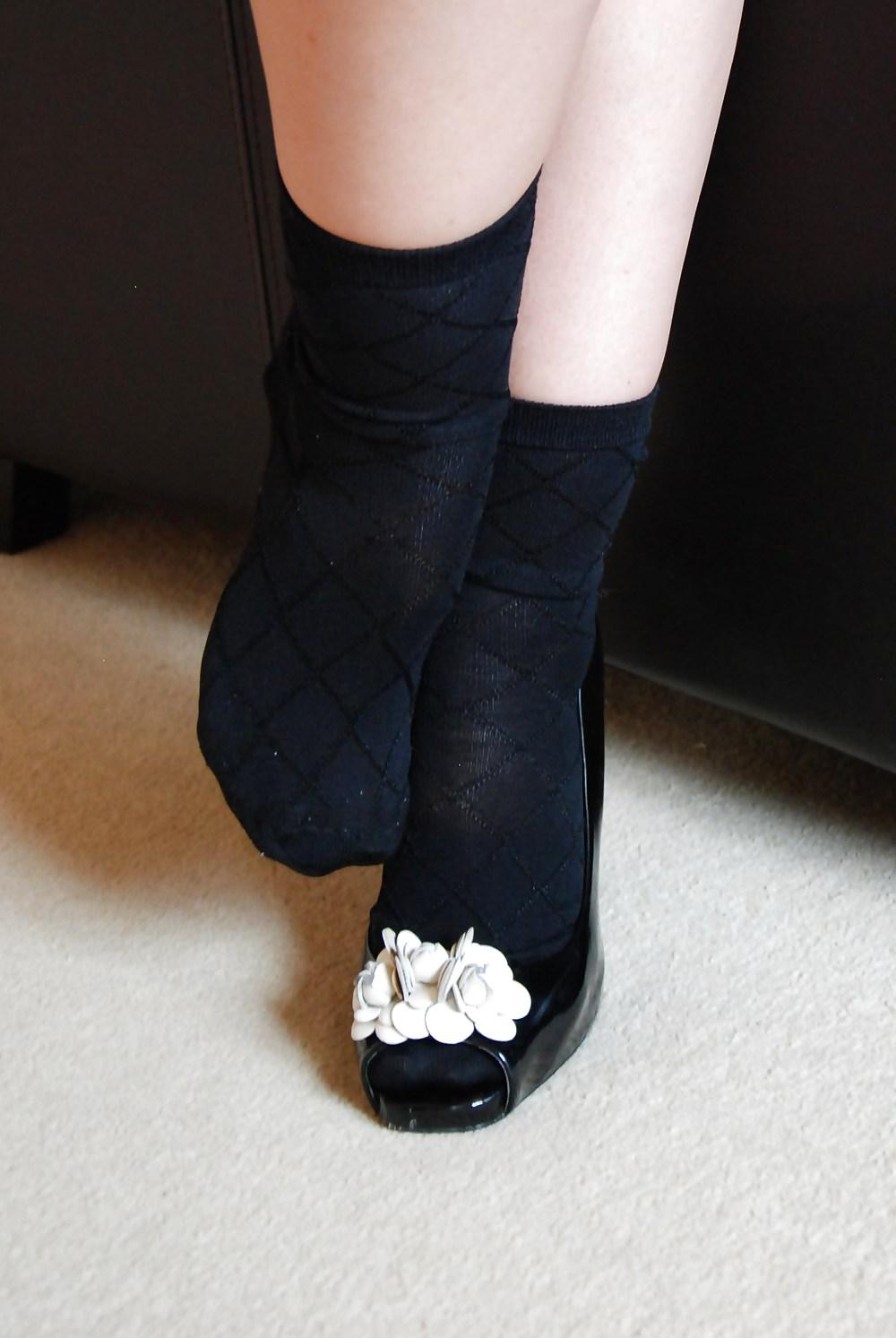 14P Dee sexy feet in socks awsome