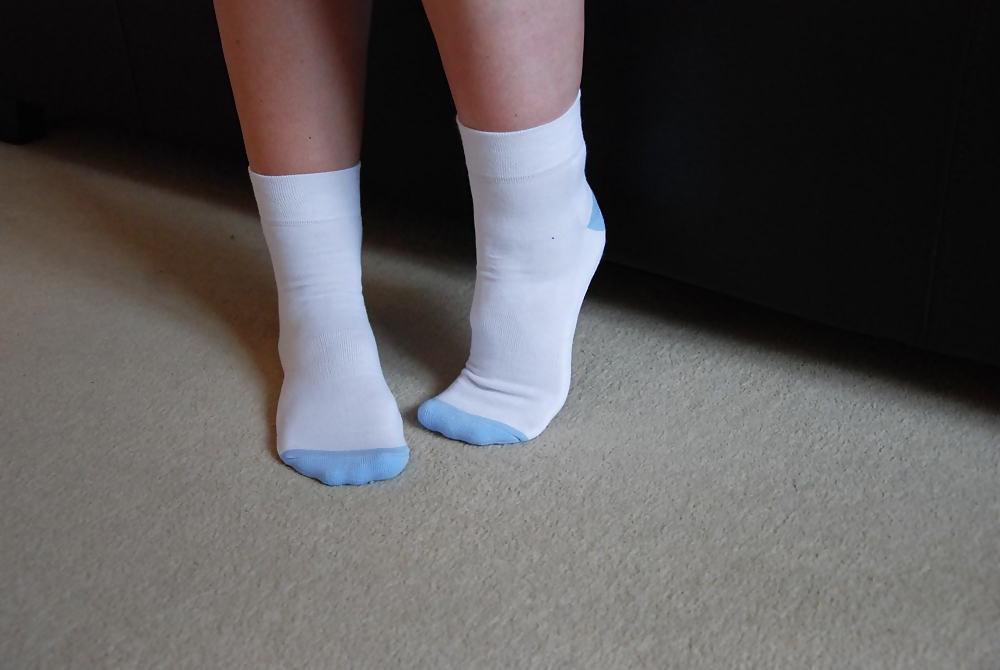 14P Dee sexy feet in socks awsome