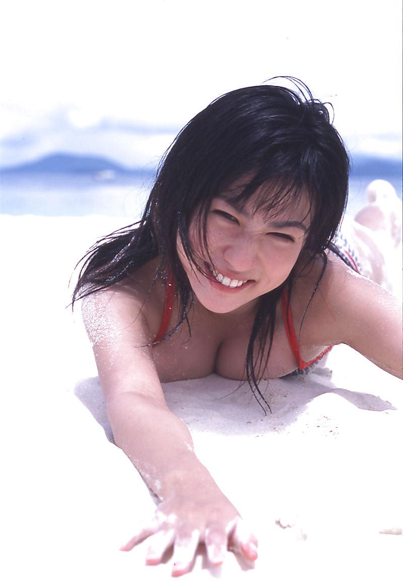 25P Japanese Bikini Babes-Nonami Takizawa (3)