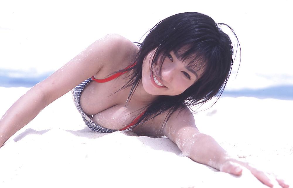25P Japanese Bikini Babes-Nonami Takizawa (3)