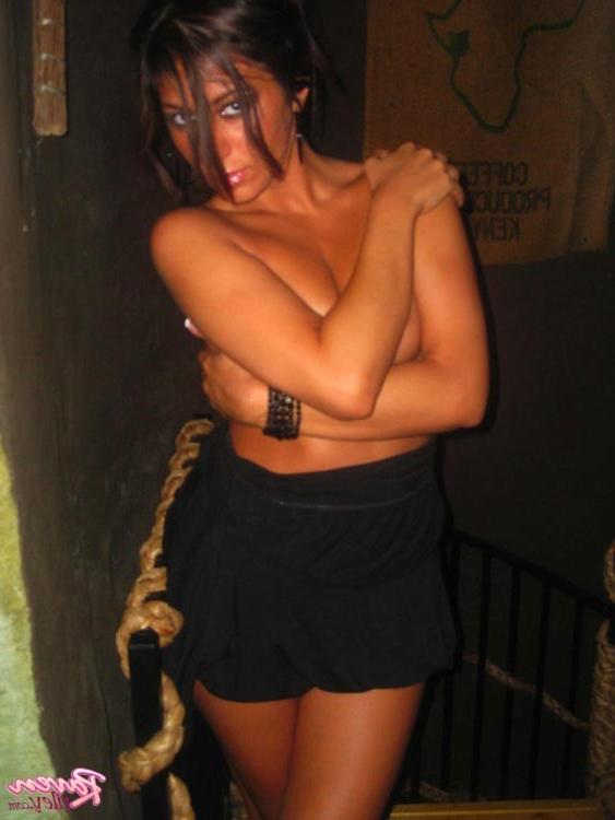 16P Raven Riley perky tits and sweet shaved pussy