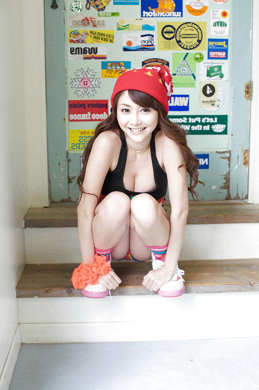 25P Japanese Bikini Babes-Anri Sugihara (21)