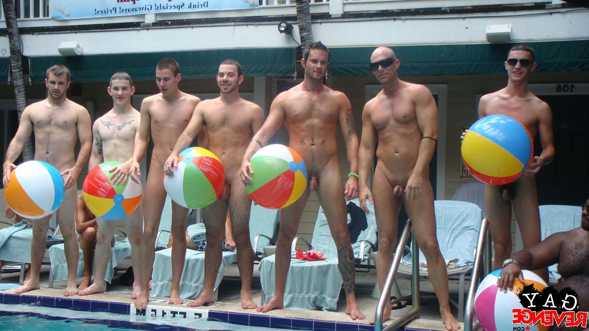 9P Gays in action