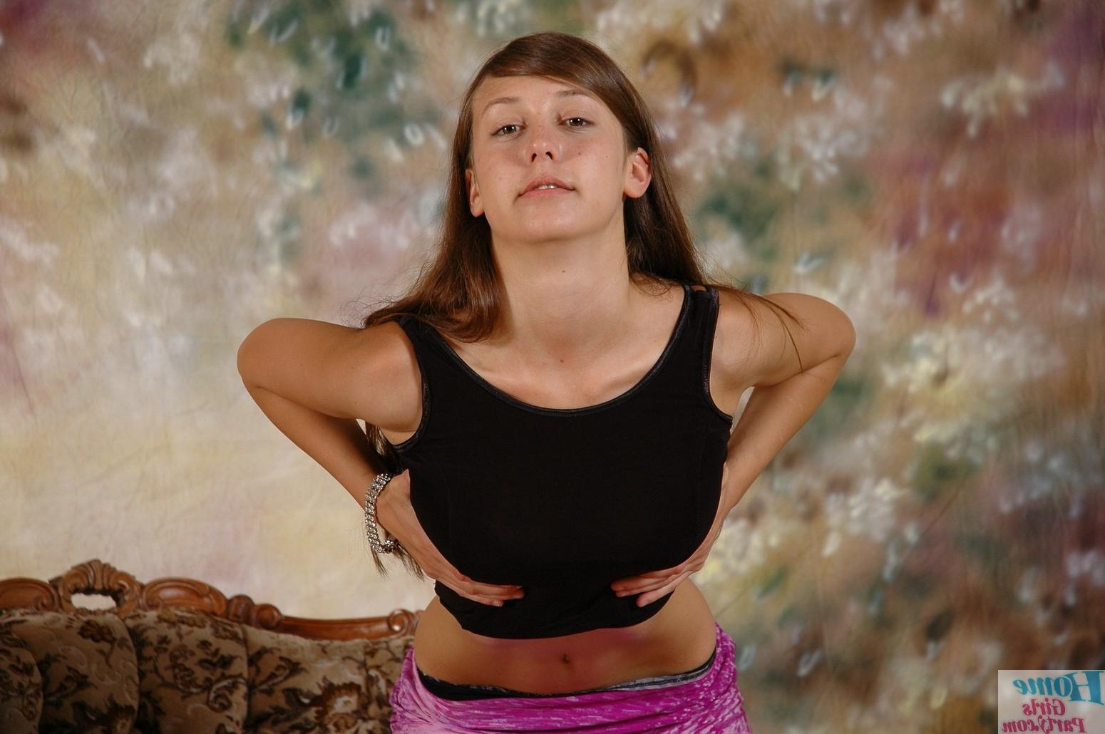 16P Teen Girl posing