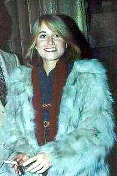 25P Marcia Brady Is that you smoking ?