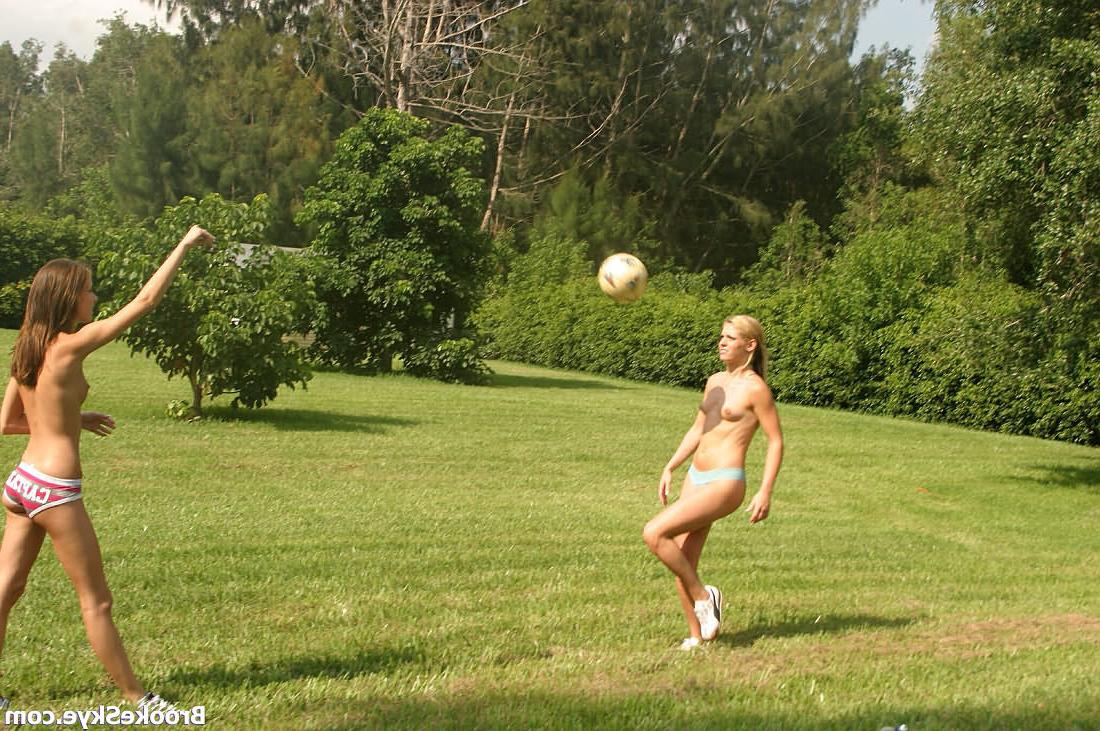 16P Brooke Skye :: Very sexy teenies playing soccer topless with no shame