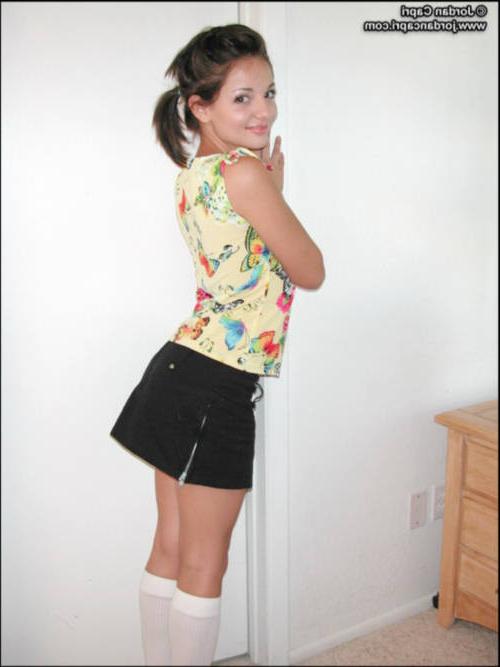 14P Jordan Capri shows perky tits!