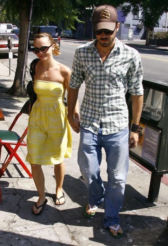 16P christina ricci faunts her boobs and massive pokies