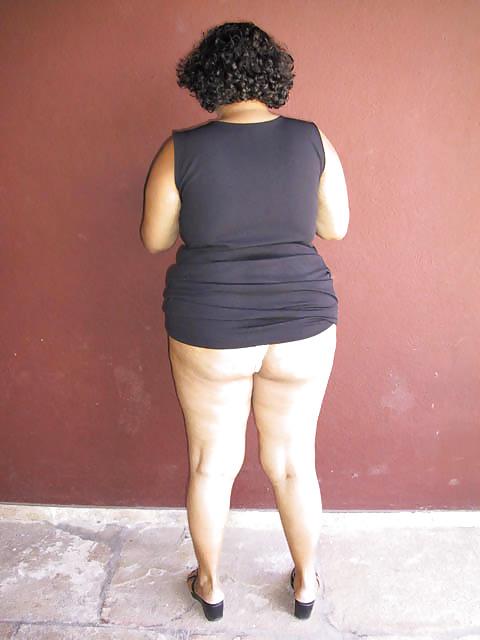 8P Spanish Mami Milf