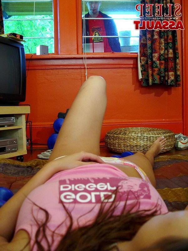 16P Tiny whore abused while she's sleeping and came on